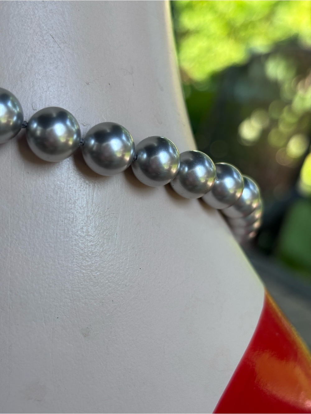 Vintage Grey Faux Pearl Necklace | Perlas Eleginda Pearl Pendant Necklace - Picture 6 of 11